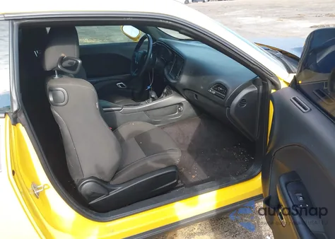 2017 Dodge Challenger T/A из США, поврежденный, VIN 2C3CDZBT1HH639819